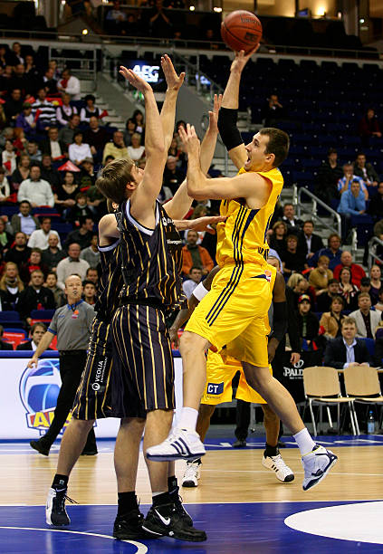 们兴奋不已 们兴奋不已