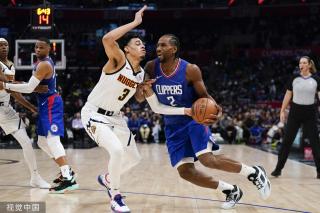 观众席上的 观众席上的