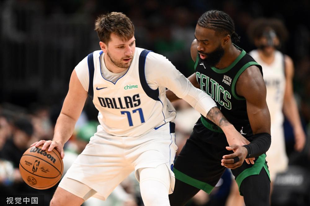 的队员们还 的队员们还