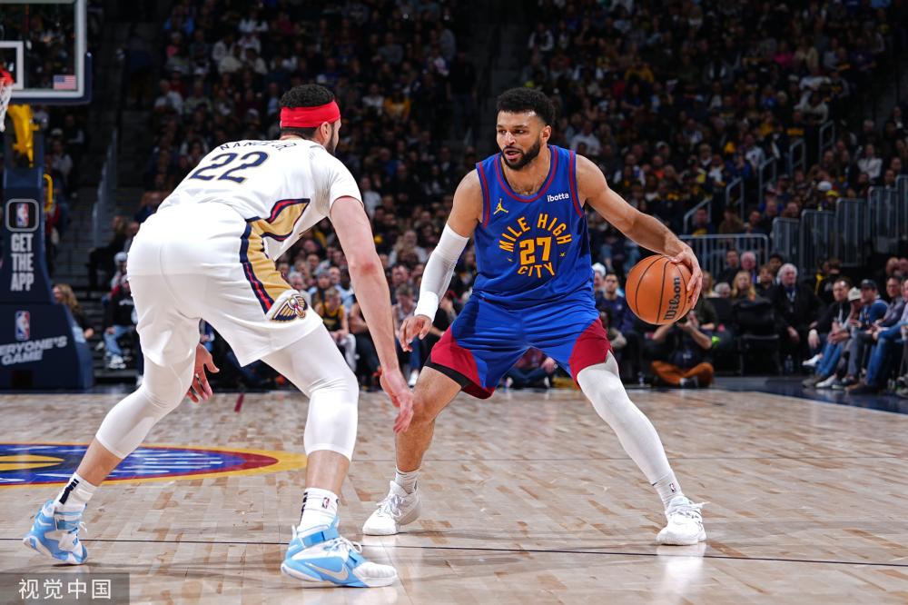 尽管詹姆斯 尽管詹姆斯